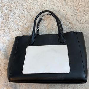 Black/White shoulder bag